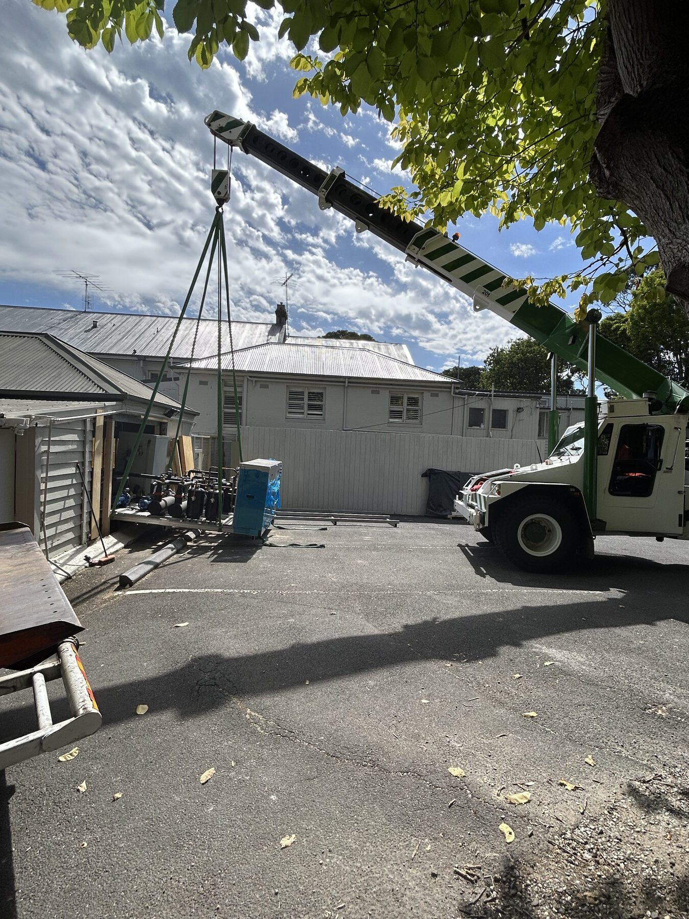 Ability Cranes crew on site in Geelong