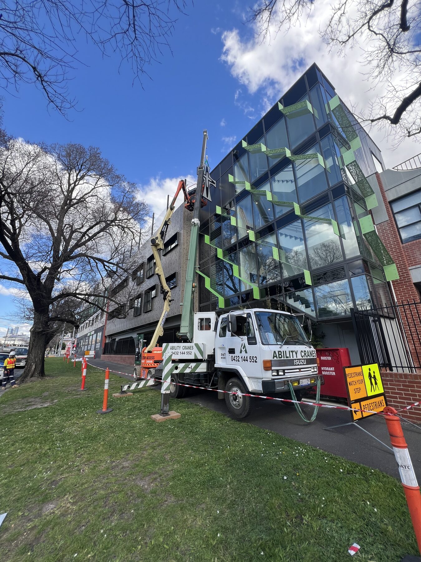 7t slew crane TS70M