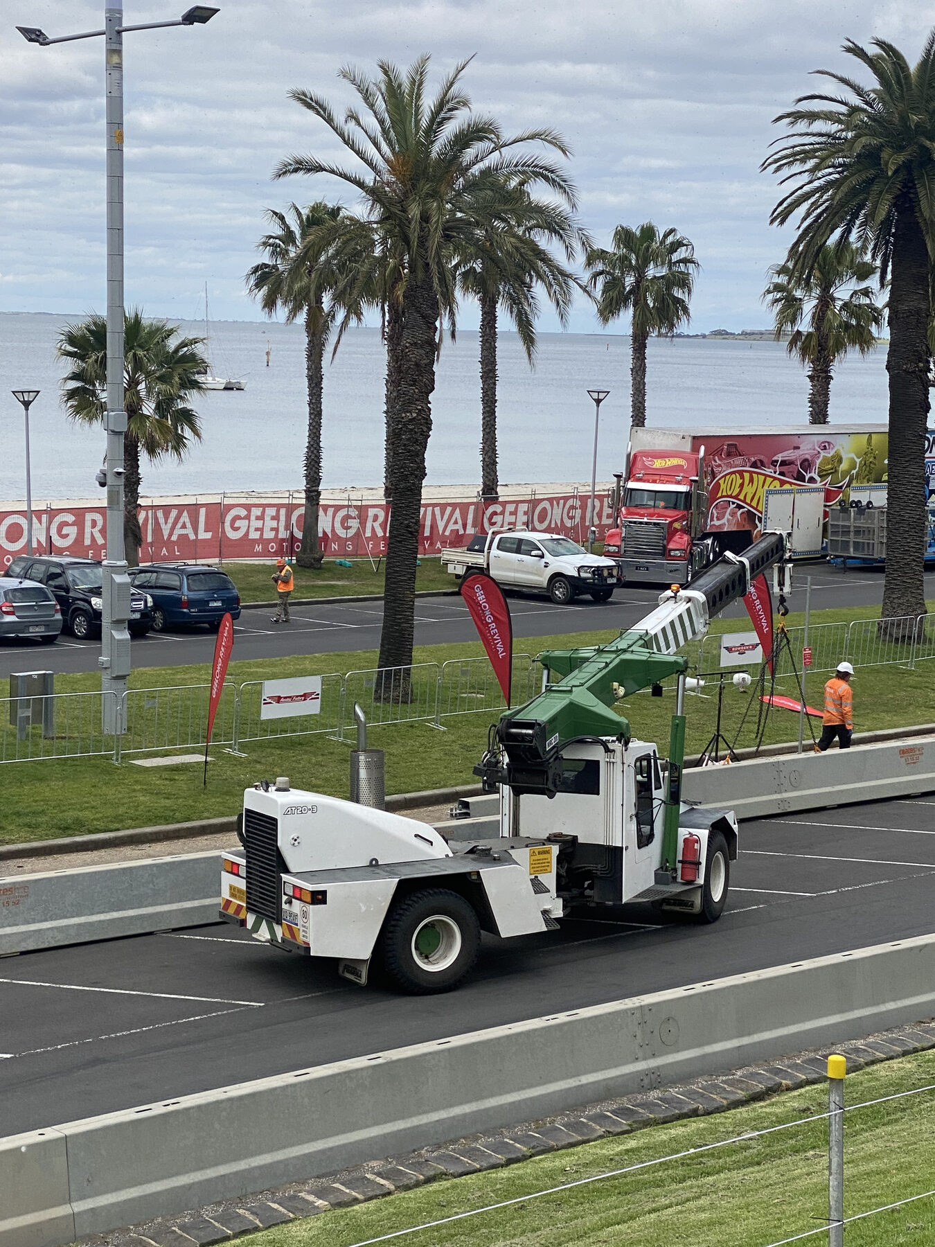 Slew crane at the Geelong waterfront